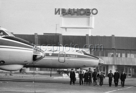 Аэропорт ИВАНОВО Новое здание аэровокзала день открытия 3 ноября 1987 г.